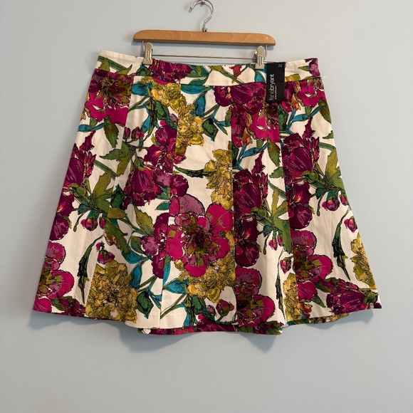 Lane Bryant Dresses & Skirts - Lane Bryant Women’s Plus Floral Print Cotton Skirt Size 22